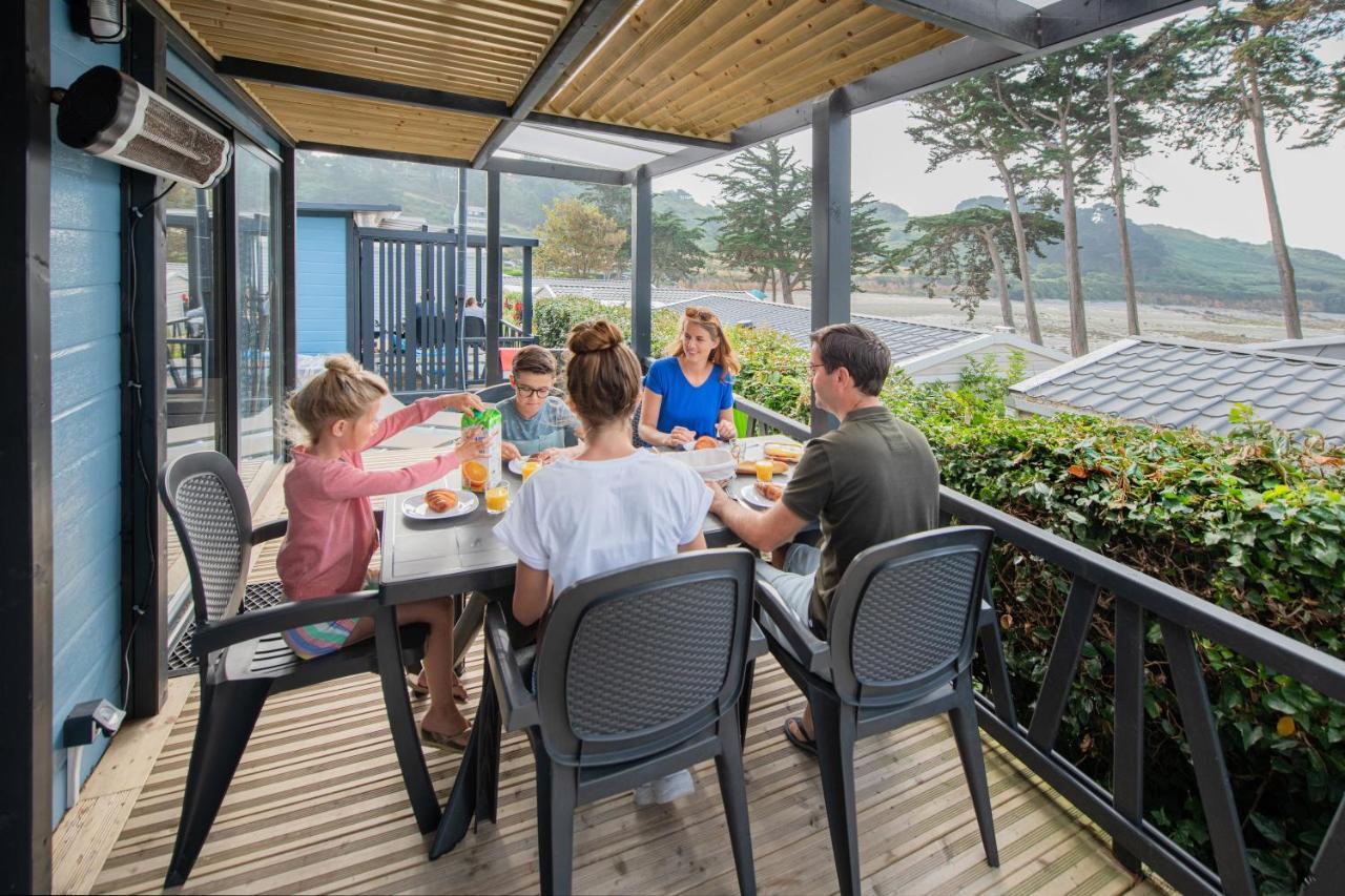 Camping Rcn Port L'Epine Trélévern Esterno foto