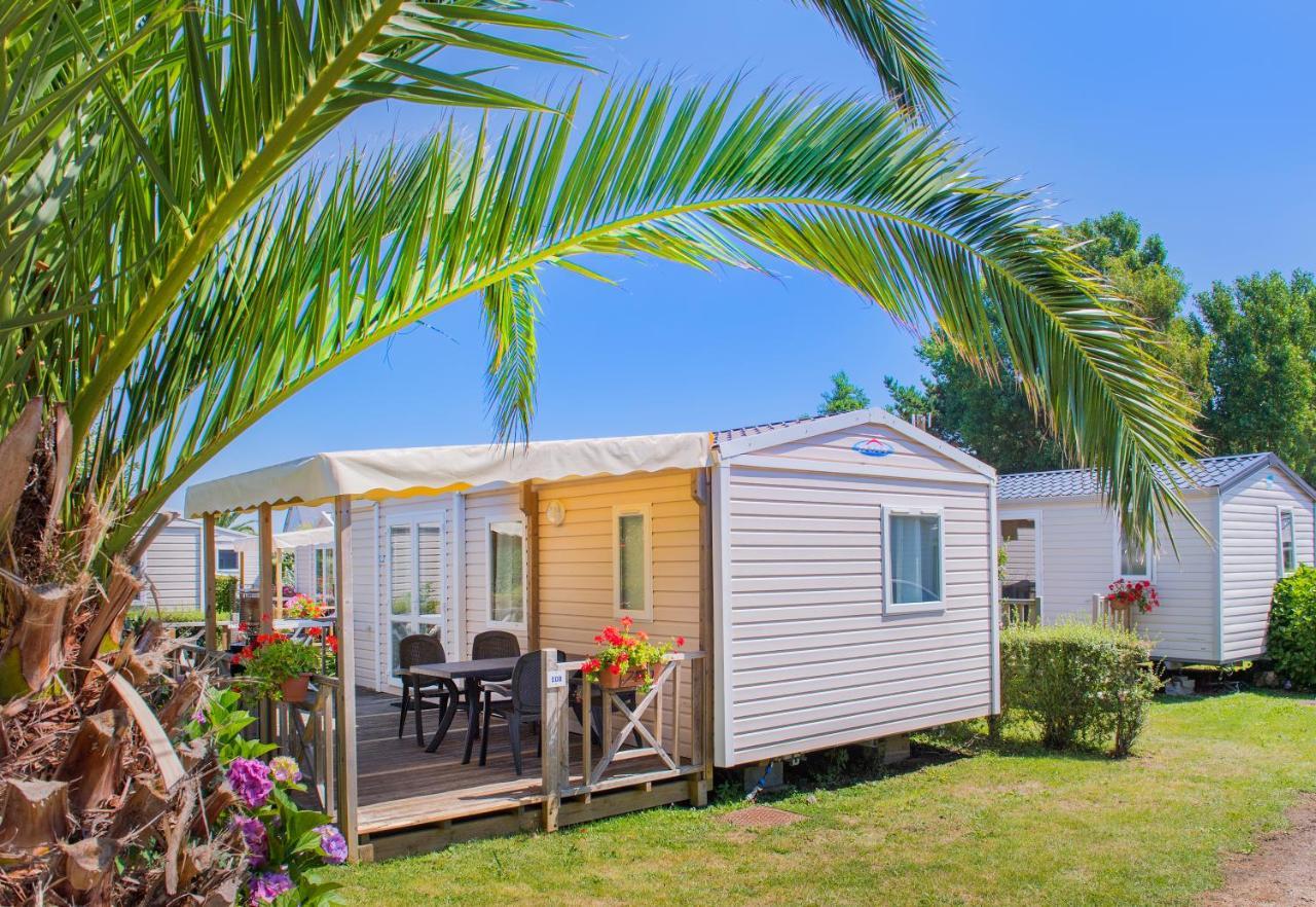 Camping Rcn Port L'Epine Trélévern Esterno foto