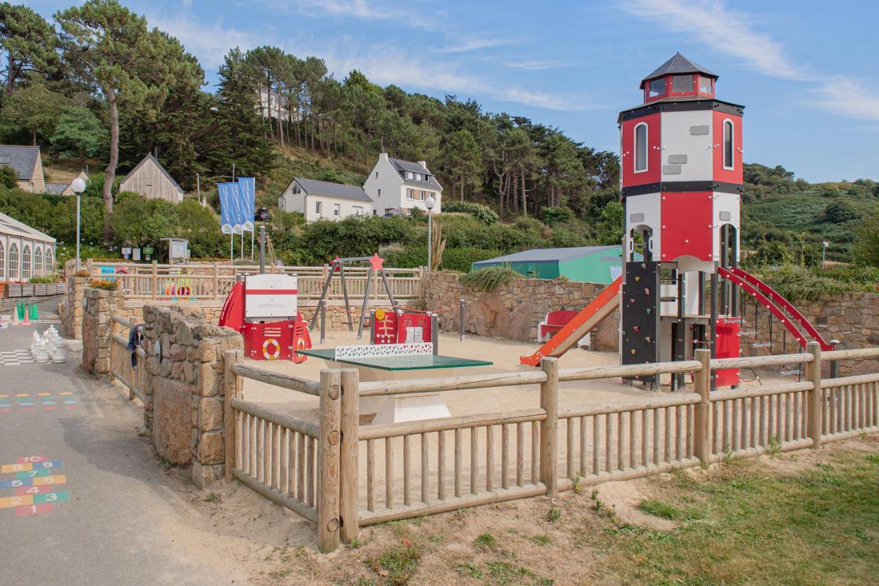 Camping Rcn Port L'Epine Trélévern Esterno foto
