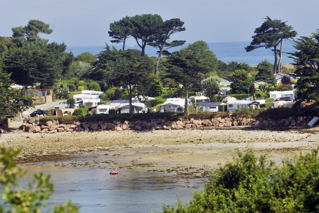 Camping Rcn Port L'Epine Trélévern Esterno foto